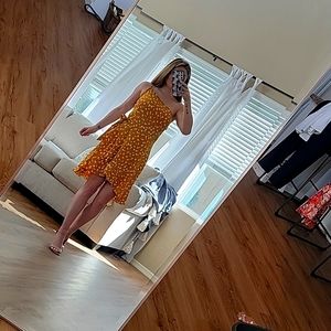 Yellow daisy fo wrap dress